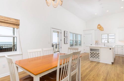 Folly Beach House | Stay @ Sea Cookie! Classic, Updated Beach Home