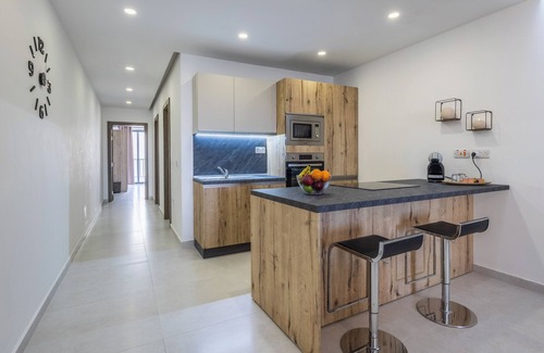 Tower Road Apartment | Stay Steps Away From The Sea In Sliema | Sleeps 6