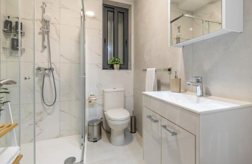 Tower Road Apartment | Stay Steps Away From The Sea in Sliema - Sleeps 4