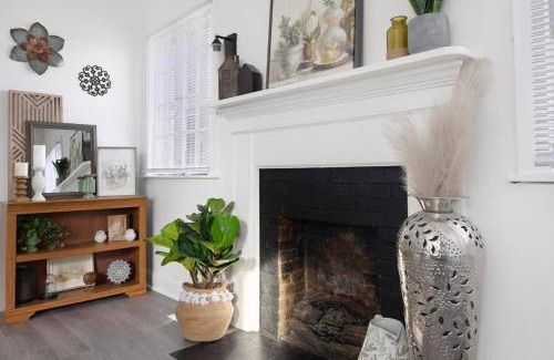 Kingsport Apartment | Stay steps to downtown Kingsport
