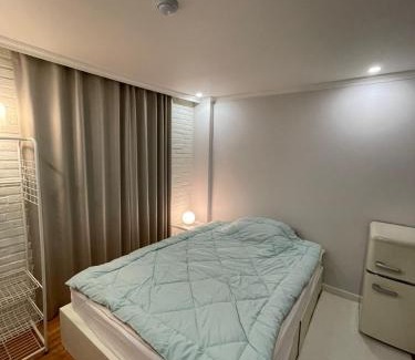 Gwangjeong-dong House | Stay The Meomuleum Sanbon