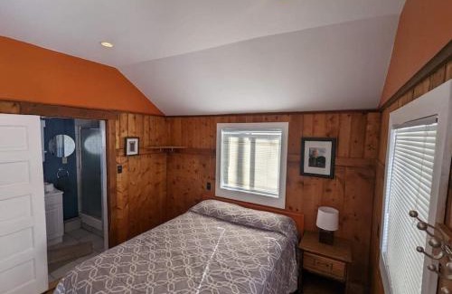 Twin Lakes House | Stay Twin Lakes Cabin 2