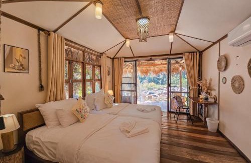 Mae Taeng Cabin | Stay wild & cafe