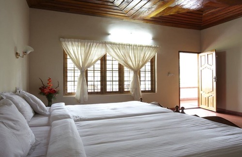 Devikolam Bed & Breakfast | Stay with Local Family in a Plantation