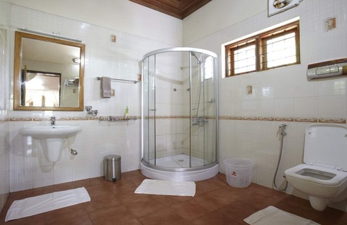 Devikolam Bed & Breakfast | Stay with Local Family in a Plantation