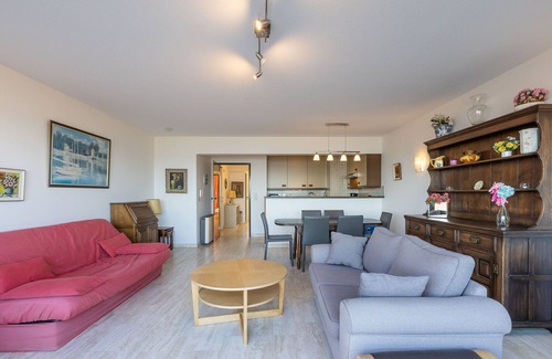Middelkerke Apartment | Stay with Terrace, Middelkerke