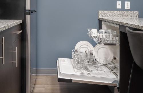 Ferry Pass Hotel | stayAPT Suites Pensacola-UWF/Florida Hospital Area