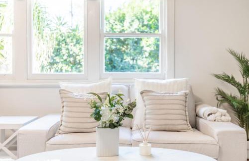 Mount Colah House | StayAU 4BRM Charming Modern Home in Mt Colah