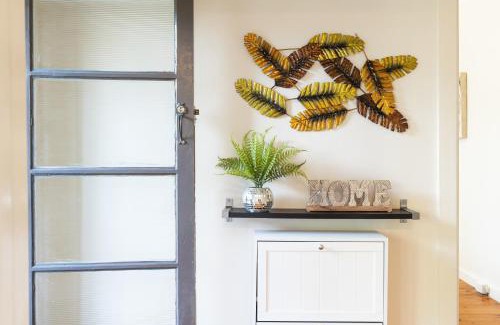 Mount Colah House | StayAU 4BRM Charming Modern Home in Mt Colah