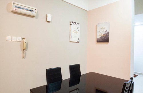 Golden Triangle Apartment | StayAwesome Homestay at Regalia
