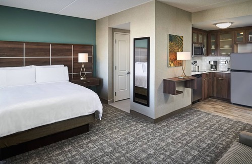 Glendale Hotel | Staybridge Suites Niagara-On-The-Lake by IHG