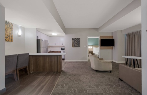 Chesapeake Hotel | Staybridge Suites Chesapeake by IHG