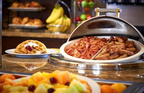 Central Hamilton Hotel | Staybridge Suites Hamilton - Downtown by IHG
