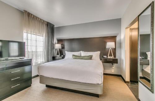 Lubbock Hotel | Staybridge Suites Lubbock South by IHG