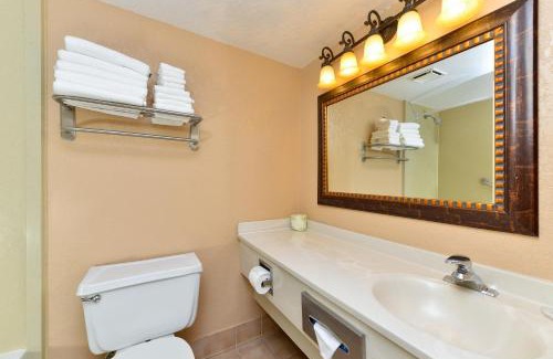 Kissimmee Hotel | Staybridge Suites Orlando Royale Parc Suites by IHG