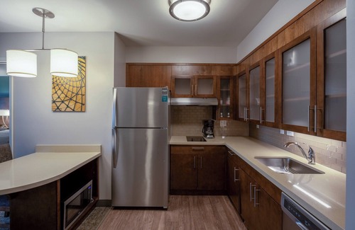 Gilbert Hotel | Staybridge Suites Phoenix East - Gilbert by IHG