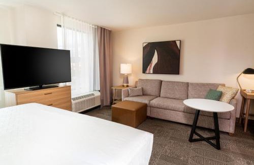 Temecula Hotel | Staybridge Suites - Temecula - Wine Country by IHG