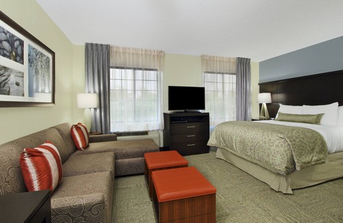 McLean Hotel | Staybridge Suites Tysons - McLean by IHG