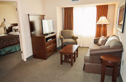 Greenwich Hotel | Staybridge Suites Wichita by IHG