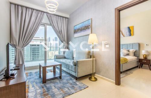 Downtown Dubai Apartment | Staycae Holiday Homes - Reva