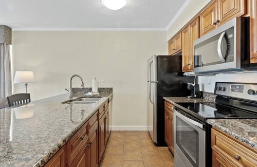 Rocky Point Hotel | Staycation w/Bay View! Kitchen + Balcony | Perfect for Family & Friends