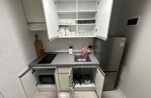 Suyeong-Gu Bed & Breakfast | Stayhere