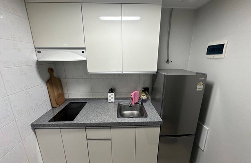 Suyeong-Gu Bed & Breakfast | Stayhere