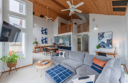 Port Orford House | #StayinMyDistrict Ocean Overlook