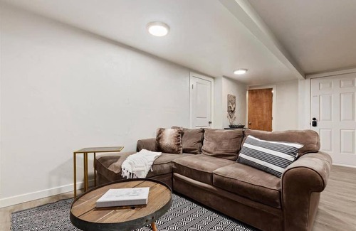 Twin Falls Apartment | #StayinMyDistrict Twin Falls HOME Suite HOME