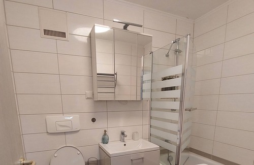 Wahren Condo | Stayinn Möckern - 1 Zimmer Apartment mit Balkon für 3 Personen