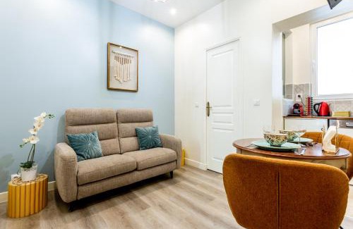 Les Puces de Saint-Ouen Apartment | StayLib - GARIBALDI 2 PIECES PORTE DE MONTMARTRE