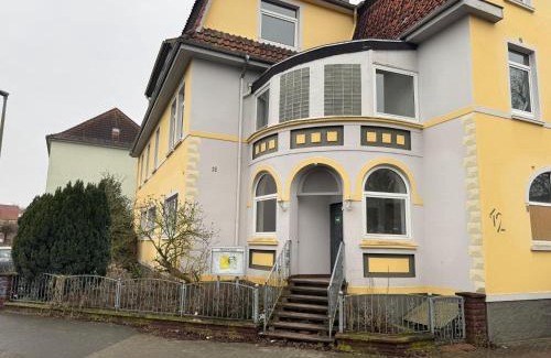 Celle House | Staylight Penthouse by the French Garden - 7 Min to Old Town
