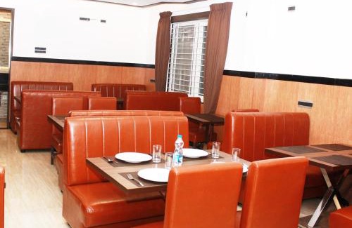 Mylapore Tiruvallikk Hotel | Staylite Suites
