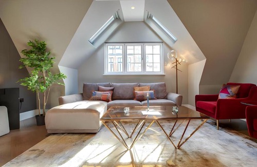 Soho Apartment | StayLux Oxford Street