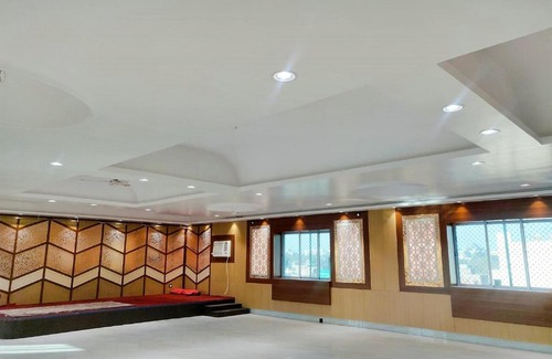 Deoghar Hotel | STAYMAKER Aditya Plaza