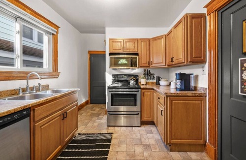 Clifton Heights House | StayMoerlin | Clifton