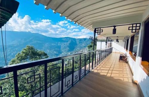 Gangtok Hotel | Staynest gangtok 300 mtr from MALL ROAD