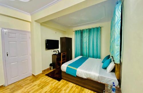 Shimla Hotel | Staynest Mashobra with balcony- A peacefull stay