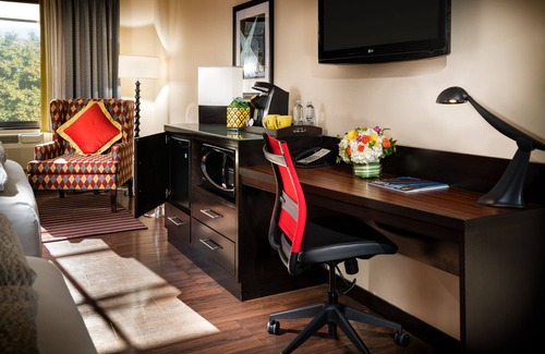 Lower Queen Anne Hotel | Staypineapple, The Maxwell Hotel, Seattle Center Seattle