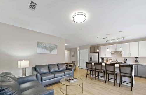 Charlotte Condo | StaysByWalker 3BR Waverly - 1G WiFi/King Beds/Gym