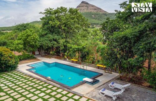 Nashik Villa | StayVista at Amber & Mist - Pool and Lawn