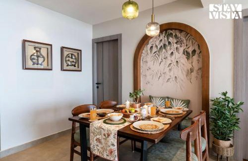 The Mall Road Apartment | StayVista at Ember Home with Balcony, Meals Available