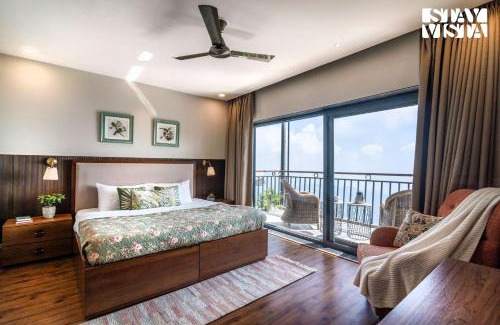 The Mall Road Apartment | StayVista at Ember Home with Balcony, Meals Available