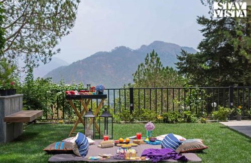 Bhagtpura Villa | StayVista at Kaira with Music Speaker & Heater