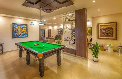 Bhimtal Villa | StayVista at Lakeview Manor - Indoor & Outdoor Games