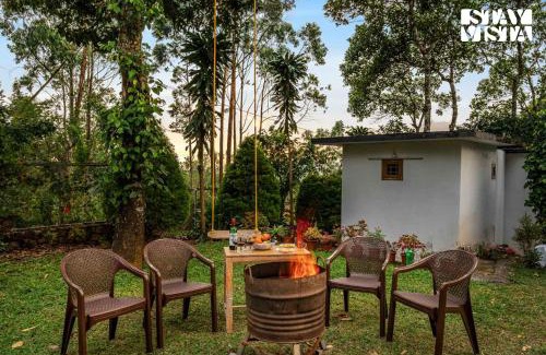 Udumbanchola House | StayVista at Misty Village - BBQ, Bonfire & Meals