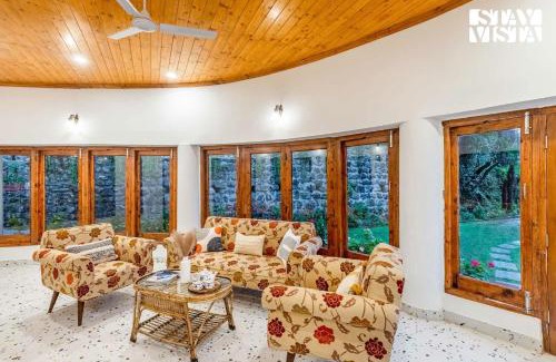 Mussoorie Villa | StayVista at Mountain Echoes - Views, Heater