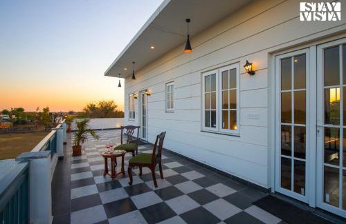 Jaipur Villa | StayVista at Mustang Meadow - Lawn & WiFi