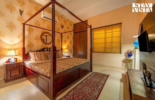 Sanganer Villa | StayVista at Sitara with Jacuzzi & WiFi