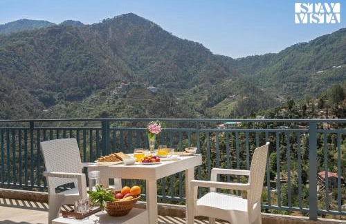 Ramgarh Villa | StayVista at Skylark Peaks with Outdoor Jacuzzi